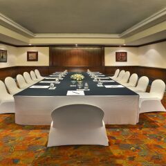 Отель The LaLiT Golf & Spa Resort Goa