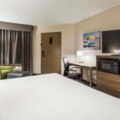 Отель Best Western Center Inn США, Вирджиния-Бич - отзывы, цены и фото номеров - забронировать отель Best Western Center Inn онлайн удобства в номере фото 2