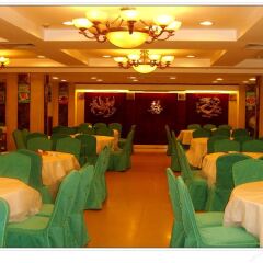 Five Rams City Hotel