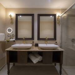DoubleTree by Hilton Gaziantep Турция, Газиантеп - отзывы, цены и фото номеров - забронировать отель DoubleTree by Hilton Gaziantep онлайн ванная