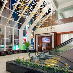Отель Crowne Plaza Times Square Manhattan США, Нью-Йорк - отзывы, цены и фото номеров - забронировать отель Crowne Plaza Times Square Manhattan онлайн интерьер отеля