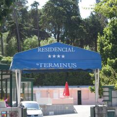 Отель Residencial Terminus B&B городской автобус