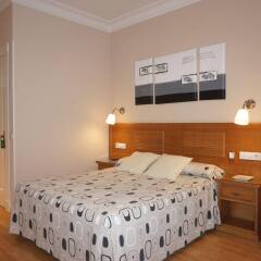 Отель Hostal Santillan комната для гостей фото 4