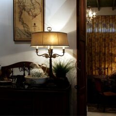 Отель The Bhuthorn Bed And Breakfast Бангкок интерьер отеля