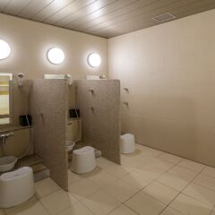 Отель First Cabin Akasaka Япония, Токио - отзывы, цены и фото номеров - забронировать отель First Cabin Akasaka онлайн бассейн
