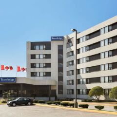 Отель Travelodge by Wyndham Toronto East фото 7