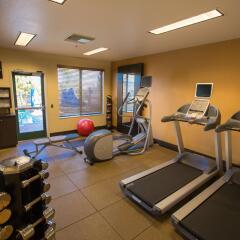 Отель Hilton Garden Inn Los Angeles Montebello Монтебелло фитнесс-зал