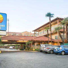 Отель Comfort Inn - Woodland Hills США, Лос-Анджелес - отзывы, цены и фото номеров - забронировать отель Comfort Inn - Woodland Hills онлайн