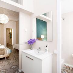Отель Casa Maca Guest House Испания, Барселона - отзывы, цены и фото номеров - забронировать отель Casa Maca Guest House онлайн ванная фото 2