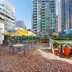 Отель Rosedale On Robson Suite Hotel Канада, Ванкувер - отзывы, цены и фото номеров - забронировать отель Rosedale On Robson Suite Hotel онлайн фото 5