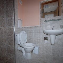 Отель Апарт Отель Рейнбол Болгария, Солнечный берег - отзывы, цены и фото номеров - забронировать отель Апарт Отель Рейнбол онлайн ванная