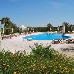 Отель Sangiorgio Resort & Spa Италия, Кутрофьяно - отзывы, цены и фото номеров - забронировать отель Sangiorgio Resort & Spa онлайн бассейн фото 2