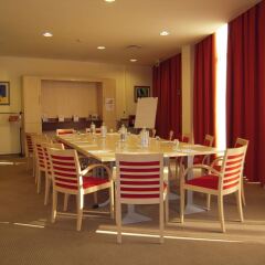 Отель Holiday Inn Express Parma Парма в номере фото 2