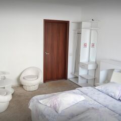 Hotel California комната для гостей фото 4