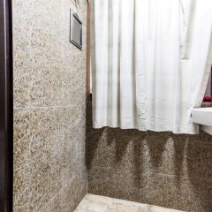 Отель Zen Rooms Basic Pasar Seni Малайзия, Куала-Лумпур - отзывы, цены и фото номеров - забронировать отель Zen Rooms Basic Pasar Seni онлайн ванная фото 2