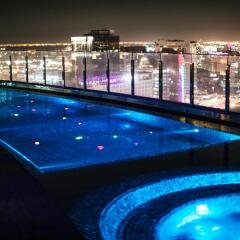 Отель Andaz Capital Gate Abu Dhabi – a concept by Hyatt бассейн фото 2