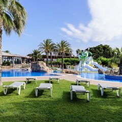 Отель Estival Eldorado Resort Камбрилс бассейн