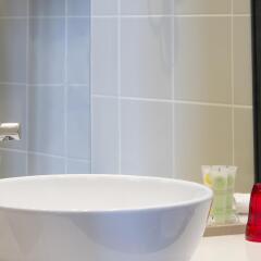 Отель Best Western Premier Opera Faubourg ванная фото 2
