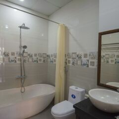 Отель Sun Lake Homestay ванная