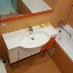 Гостиница LOFT STUDIO Носовихинское шоссе, 27 в Реутове отзывы, цены и фото номеров - забронировать гостиницу LOFT STUDIO Носовихинское шоссе, 27 онлайн Реутов ванная