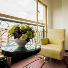 Clayton Hotel балкон