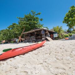 Отель Phi Phi The Beach Resort Таиланд, пляж Лонг Бич - отзывы, цены и фото номеров - забронировать отель Phi Phi The Beach Resort онлайн приотельная территория фото 2