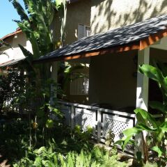 Bar-B-Barn Beach Hotel развлечения