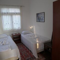 Mavi Pansiyon in Ayvalik, Turkiye from 60$, photos, reviews - zenhotels.com guestroom photo 3