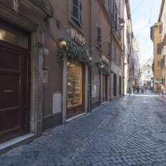 Отель Montecitorio & Pantheon Stylish Flat