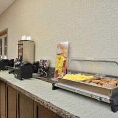 Отель Quality Inn Huntingburg питание фото 3