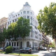 Отель Petit Palace Savoy Alfonso Xii Мадрид парковка