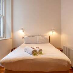 Отель Location, Location! North Bank Street Luxury Apt Эдинбург комната для гостей фото 4