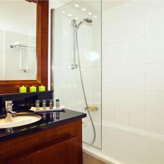 Residhome Appart Hotel Paris-Massy ванная