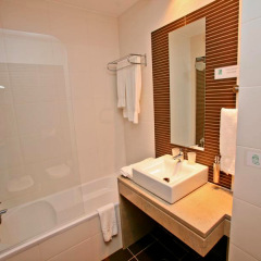 Отель Areias Village Apartamento Албуфейра ванная