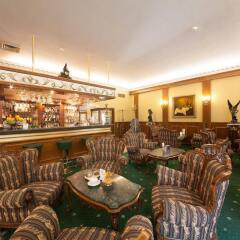 Grand Hotel London гостиничный бар