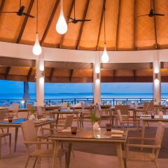 Отель Bandos Maldives Мальдивы, Бандос Айленд - 12 отзывов об отеле, цены и фото номеров - забронировать отель Bandos Maldives онлайн питание фото 2