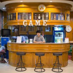 Отель OYO 323 Game Boutique гостиничный бар