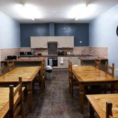 Отель The International Inn Backpackers Hostel Великобритания, Ливерпуль - 2 отзыва об отеле, цены и фото номеров - забронировать отель The International Inn Backpackers Hostel онлайн питание