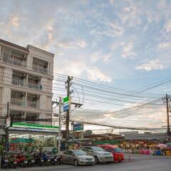 Golden House Hotel Patong Beach фото 2