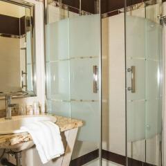 Hotel Parisien бассейн