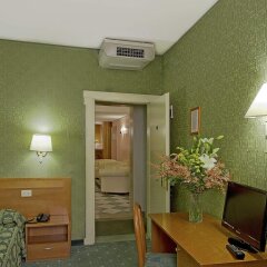 Отель Spagna Hotel Италия, Венеция - отзывы, цены и фото номеров - забронировать отель Spagna Hotel онлайн удобства в номере фото 2