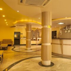 Отель Jungle Safari Lodge Непал, Саураха - отзывы, цены и фото номеров - забронировать отель Jungle Safari Lodge онлайн интерьер отеля фото 2