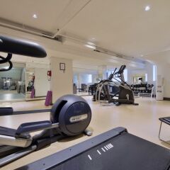 Отель Arc The Hotel Канада, Оттава - отзывы, цены и фото номеров - забронировать отель Arc The Hotel онлайн фитнесс-зал фото 3