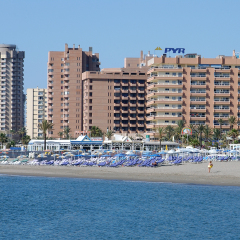 Отель Pyr Fuengirola Испания, Фуэнхирола - 1 отзыв об отеле, цены и фото номеров - забронировать отель Pyr Fuengirola онлайн пляж