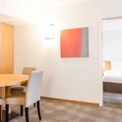 Отель Novotel Gent Centrum Бельгия, Гент - 3 отзыва об отеле, цены и фото номеров - забронировать отель Novotel Gent Centrum онлайн комната для гостей фото 2