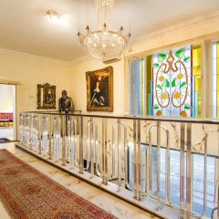 Mayfair Hotel Tunneln интерьер отеля