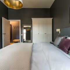 Гостиница Rubinshteina 12 by Ginza Apartments в Санкт-Петербурге отзывы, цены и фото номеров - забронировать гостиницу Rubinshteina 12 by Ginza Apartments онлайн Санкт-Петербург комната для гостей фото 3