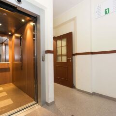 White Lions - Apartment Hotel интерьер отеля