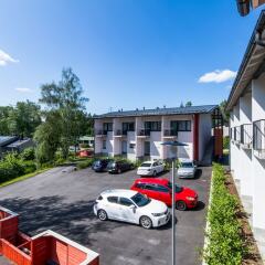 Апартаменты Forenom Apartments Espoo Lintuvaara парковка