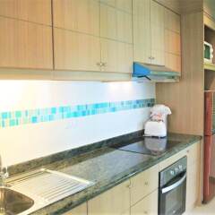 Отель Corner 1 Bedroom Condo Паттайя в номере